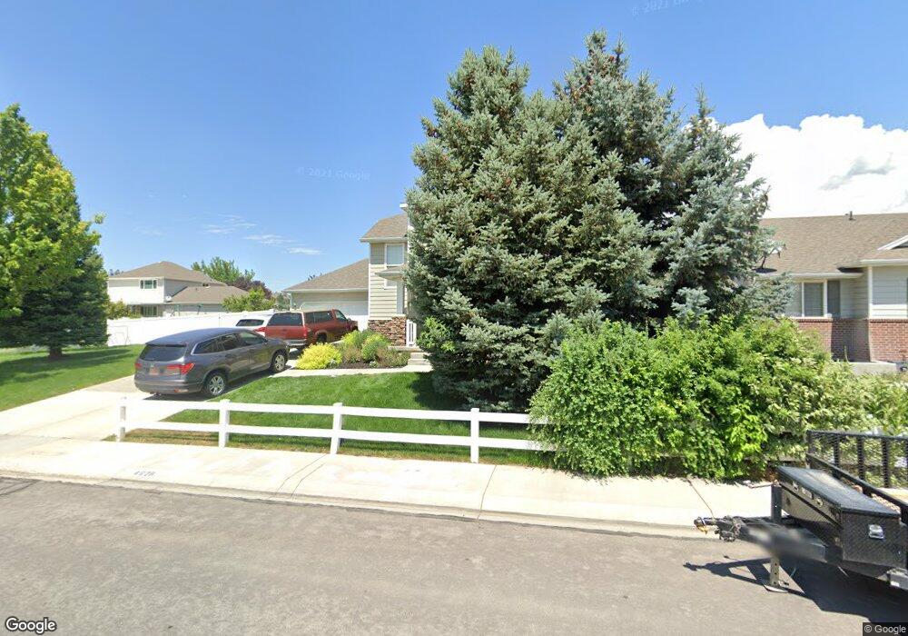 4628 W Carriage Ln, Cedar Hills, UT 84062 - photo 1