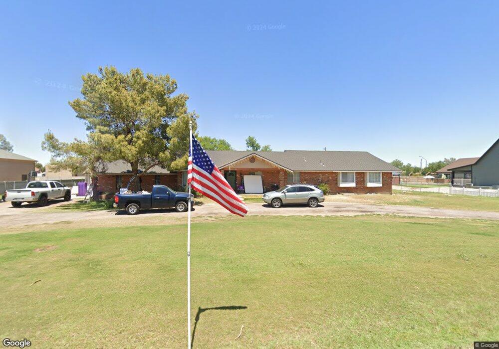 828 E Melody Dr, Gilbert, AZ 85234 - photo 1