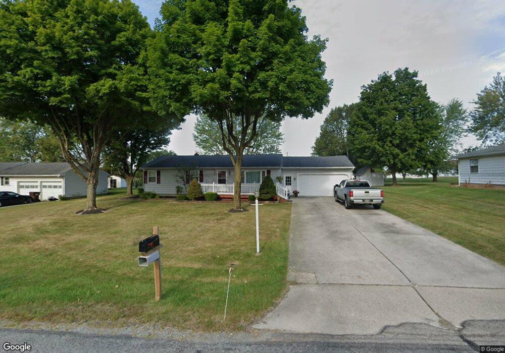 1135 Fett Ave, Lima, OH 45801 - photo 1