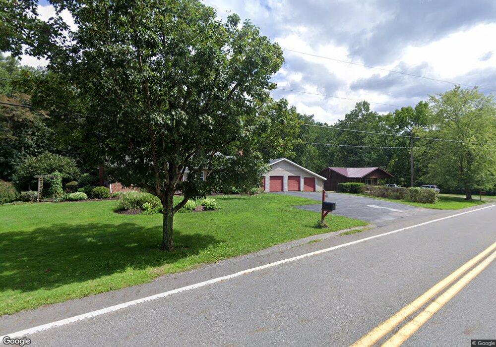 1327 New Bloomfield Rd, New Bloomfield, PA 17068 - photo 1