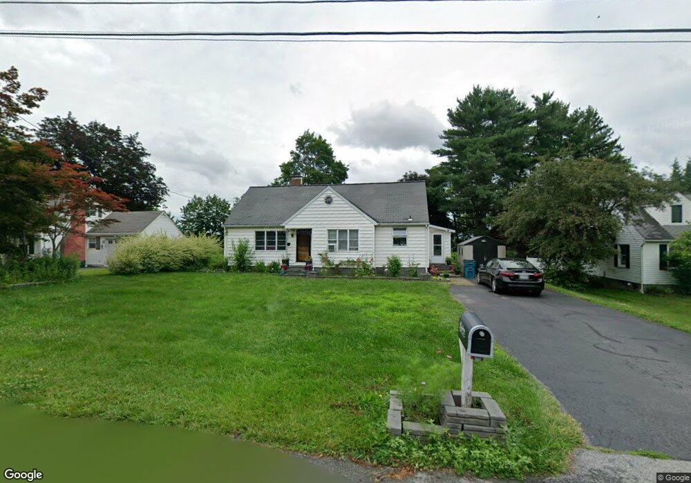 7 Mountain View Rd, Poughkeepsie, NY 12603 - photo 1