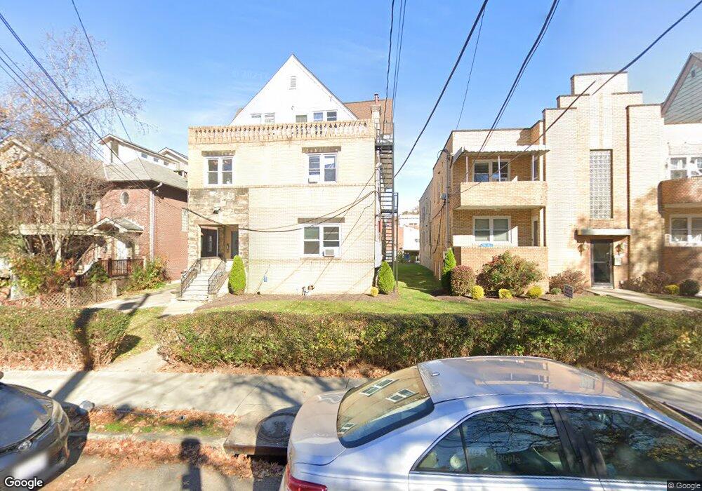 5835 Darlington Rd unit 1, Pittsburgh, PA 15217 - photo 1