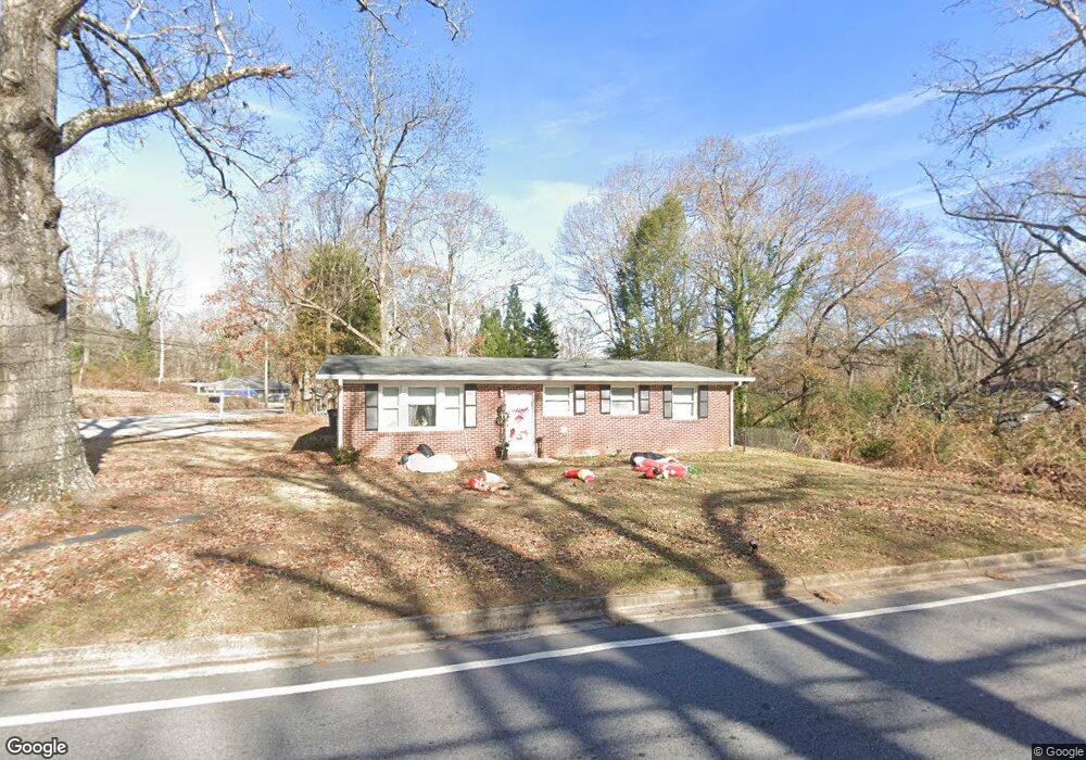 1028 Lakeview Dr, Gainesville, GA 30501 - photo 1