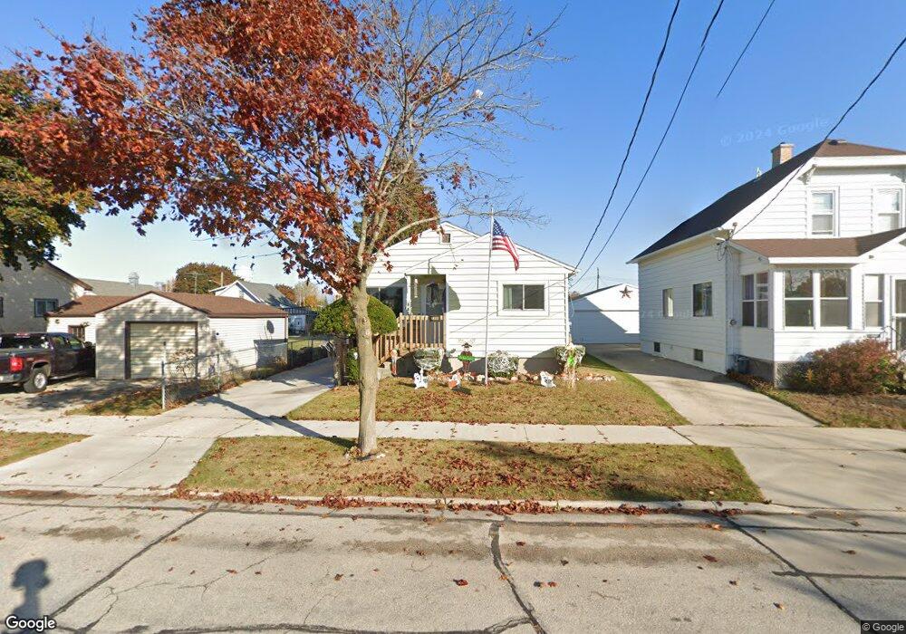 2350 9th St, Two Rivers, WI 54241 - photo 1