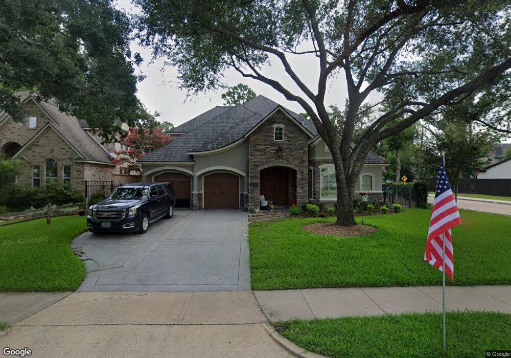 1502 Glourie Dr, Houston, TX 77055 - photo 1