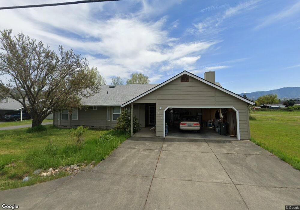 895 Coutant Ln, Grants Pass, OR 97527 - photo 1