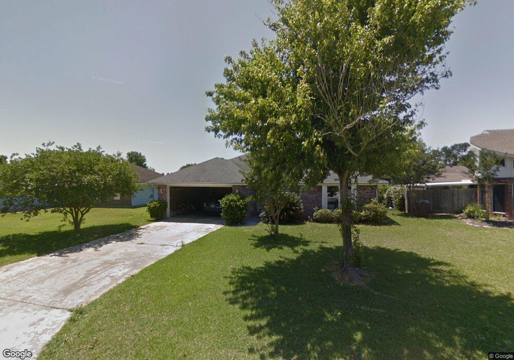 905 Inverery Dr, Lake Charles, LA 70605 - photo 1