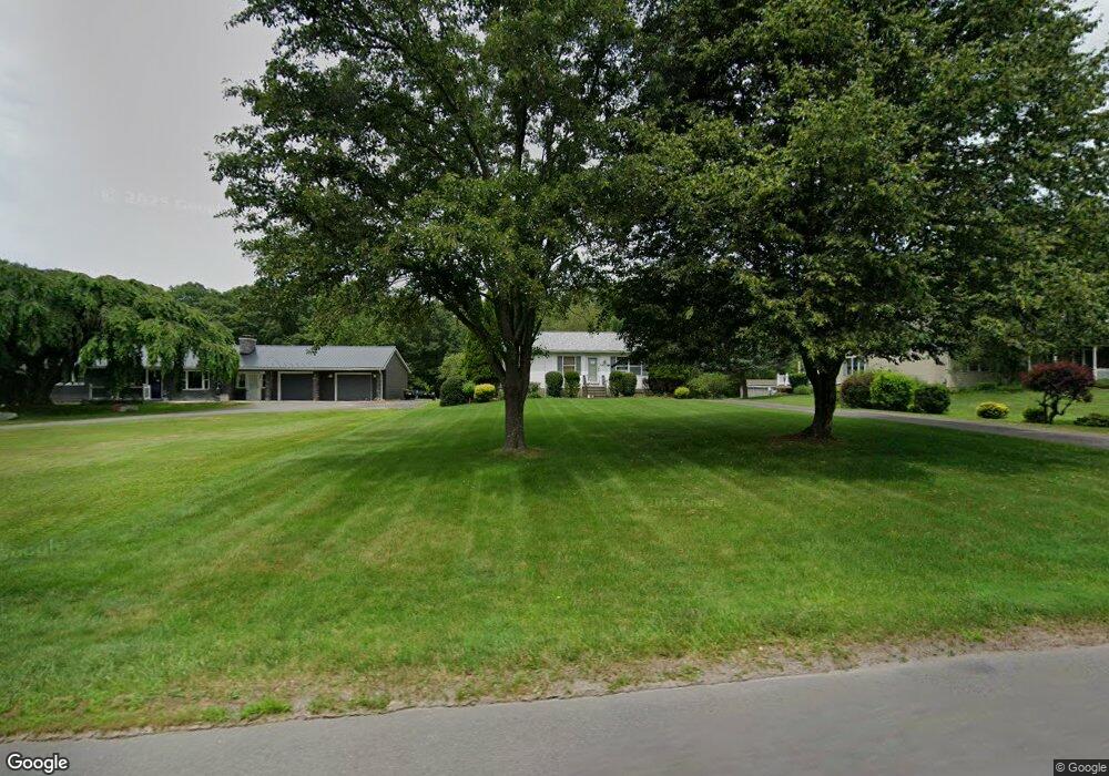 391 S Mountain Blvd, Mountain Top, PA 18707 - photo 1