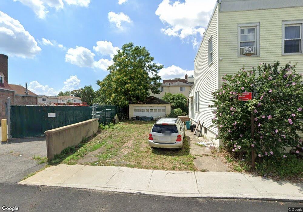 72A Swan St, Staten Island, NY 10301 - photo 1