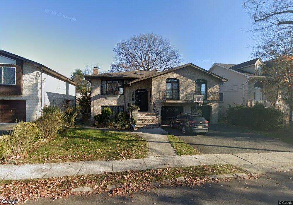 301 Harmon Ave, Fort Lee, NJ 07024 - photo 1