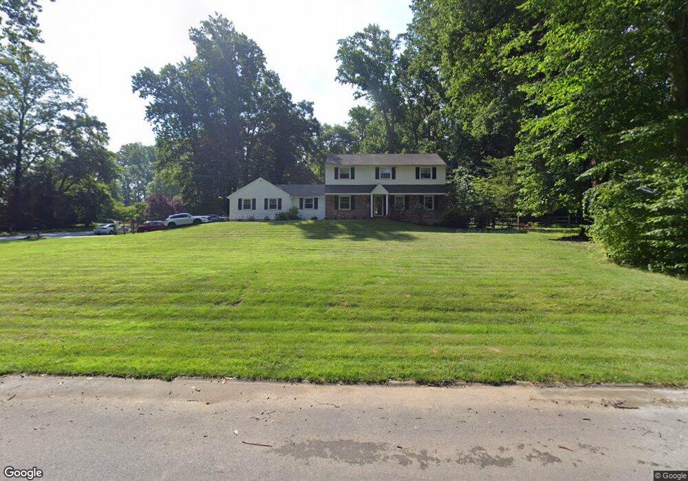 302 N Woodmont Dr, Downingtown, PA 19335 - photo 1