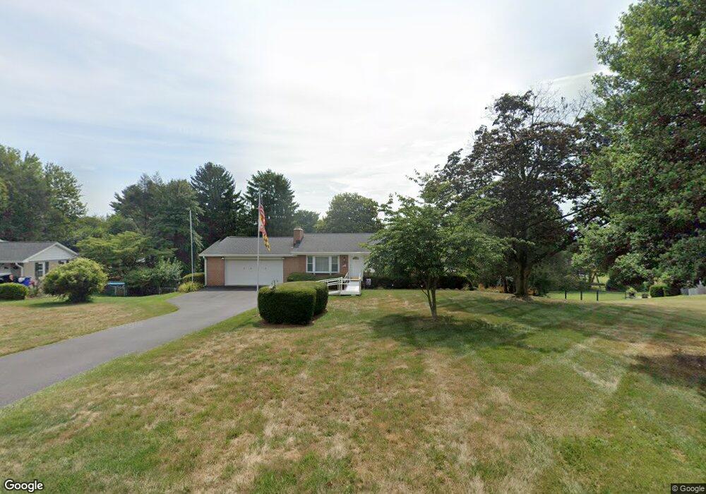 5605 Calvert Dr, Frederick, MD 21703 - photo 1