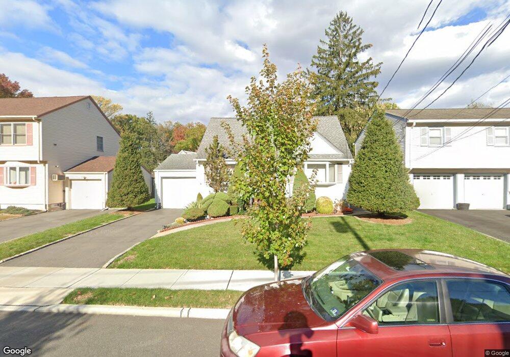 118 Locust Dr, Union, NJ 07083 - photo 1