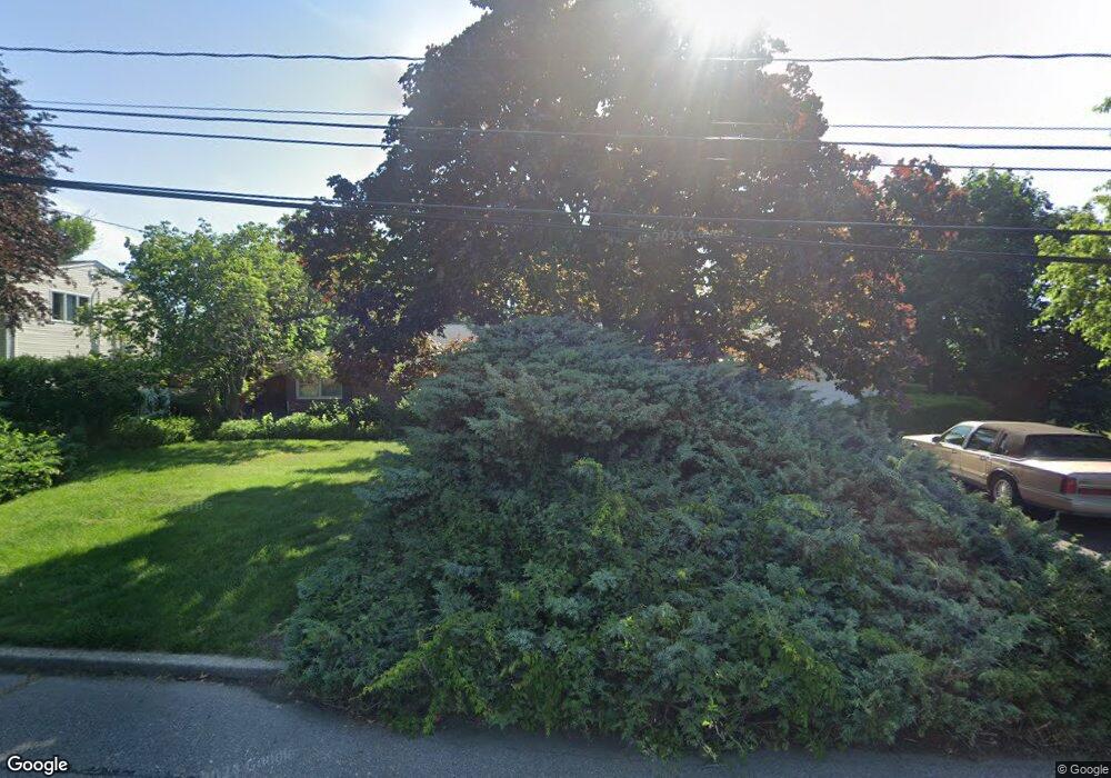 19 Palmer Dr, Sayville, NY 11782 - photo 1