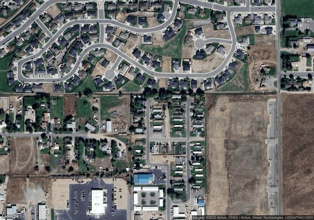 214 33rd St, Cody, WY 82414 - photo 1