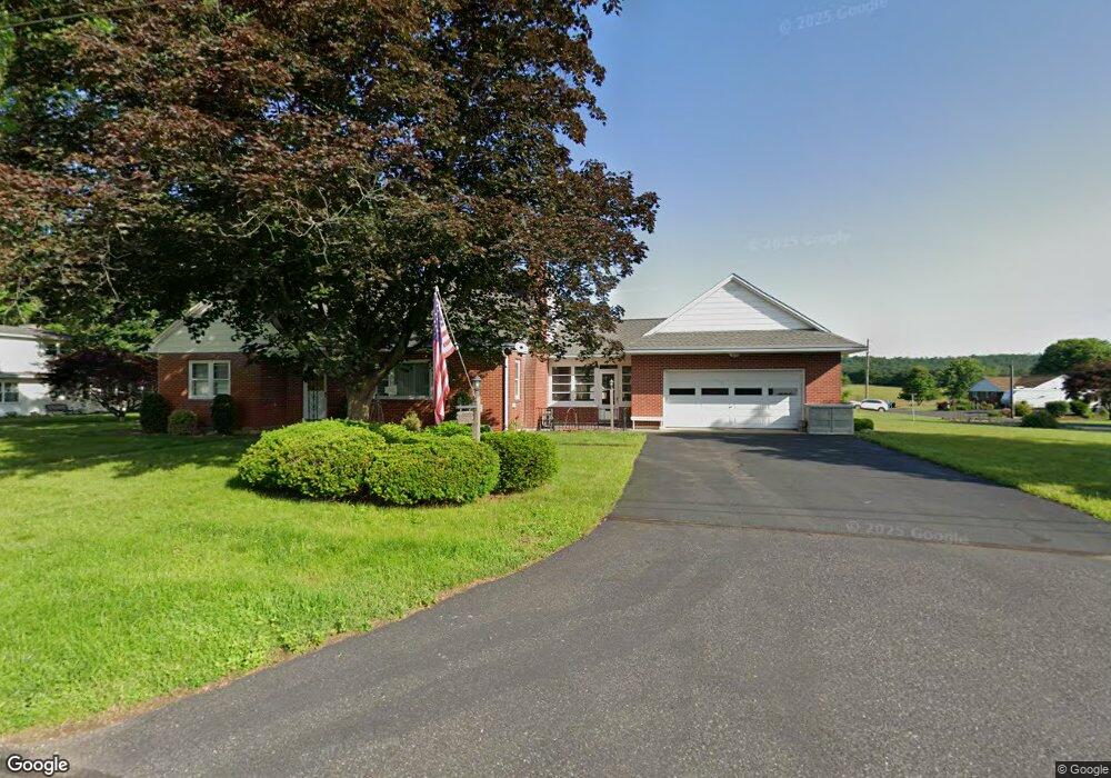 211 E 6th St, East Greenville, PA 18041 - photo 1