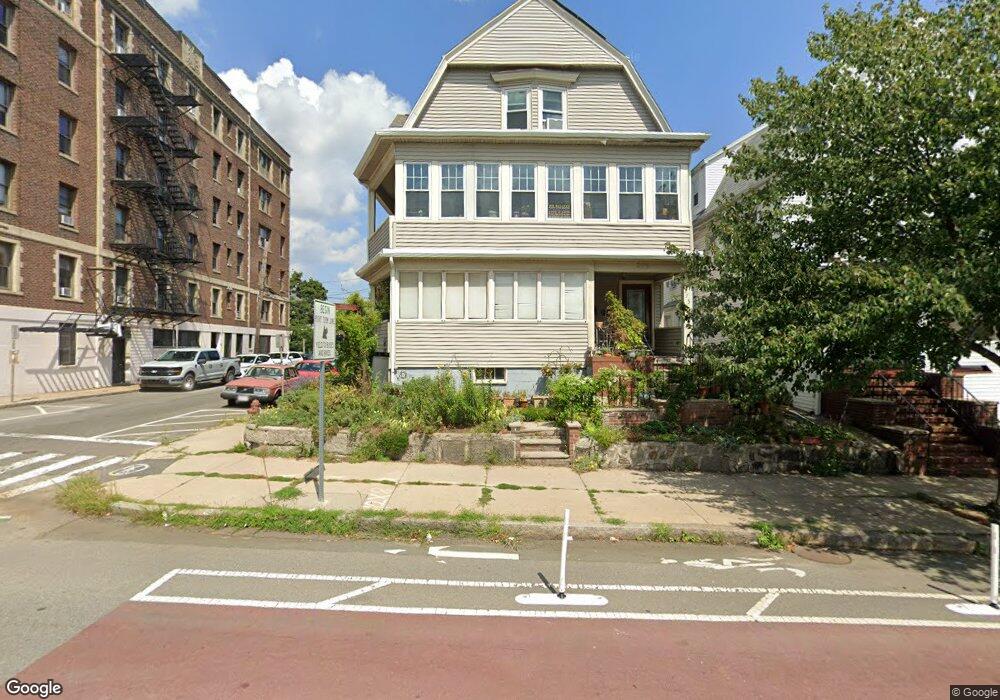 375 Broadway unit 2, Somerville, MA 02145 - photo 1