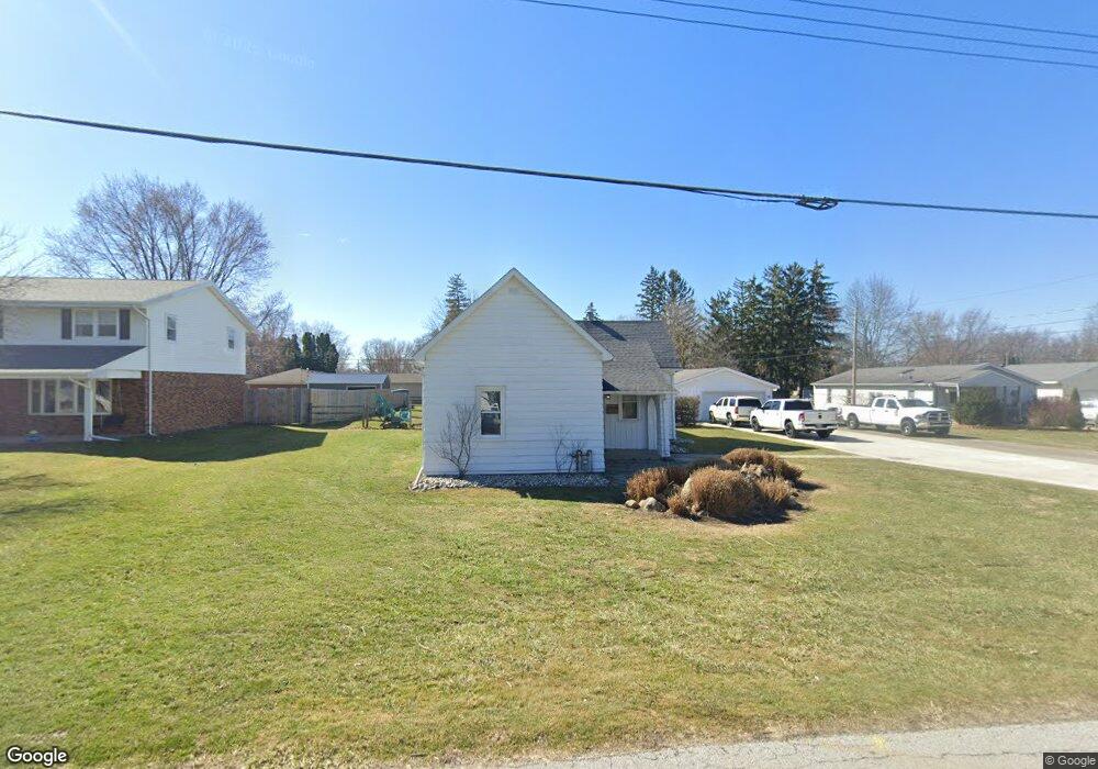 1300 Amelia Ave, Findlay, OH 45840 - photo 1