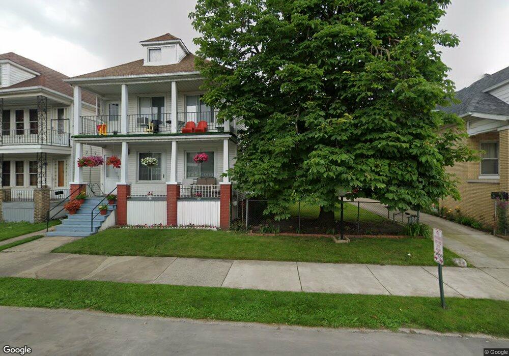 9453 Charest St, HamtraMcK, MI 48212 - photo 1