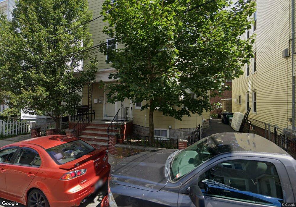 18 Oakland St, Cambridge, MA 02139 - photo 1