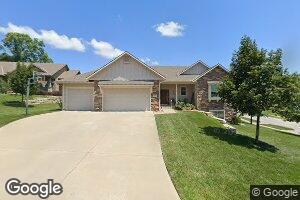 3904 Hollyhock Ct, Lawrence, KS 66049
