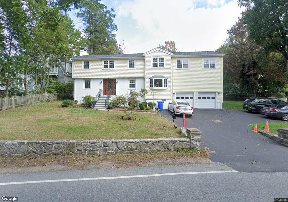 722 Quinobequin Rd, Waban, MA 02468 - photo 1