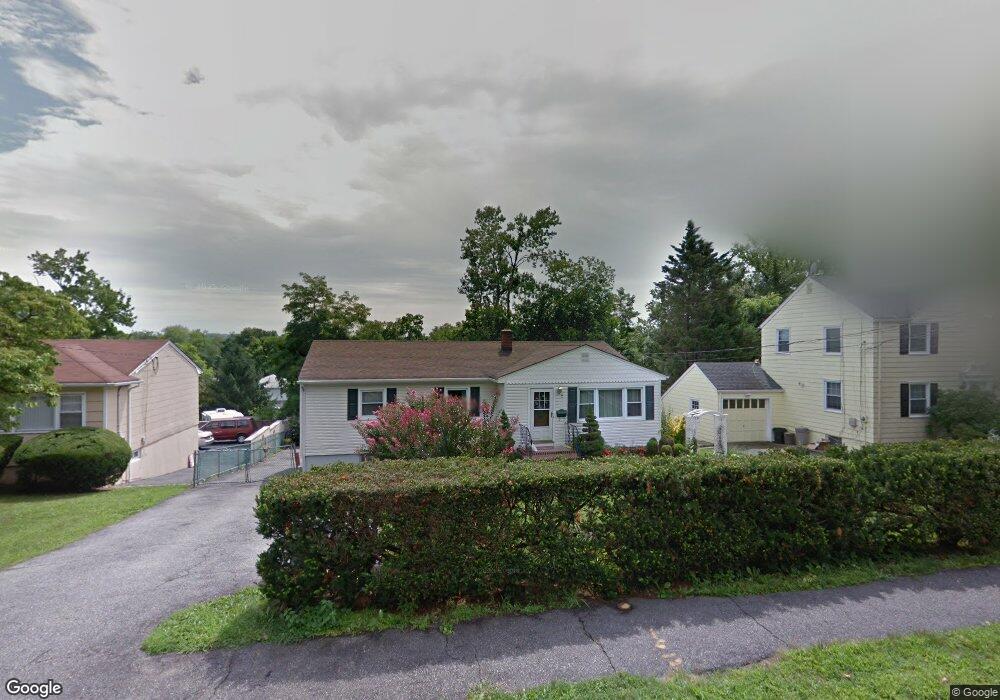 5 Hillside Ave, Livingston, NJ 07039 - photo 1