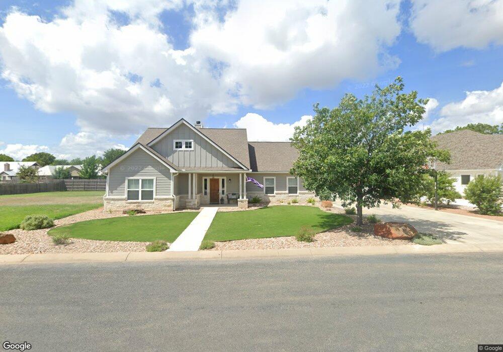 911 Laurel Ln unit 52, Fredericksburg, TX 78624 - photo 1