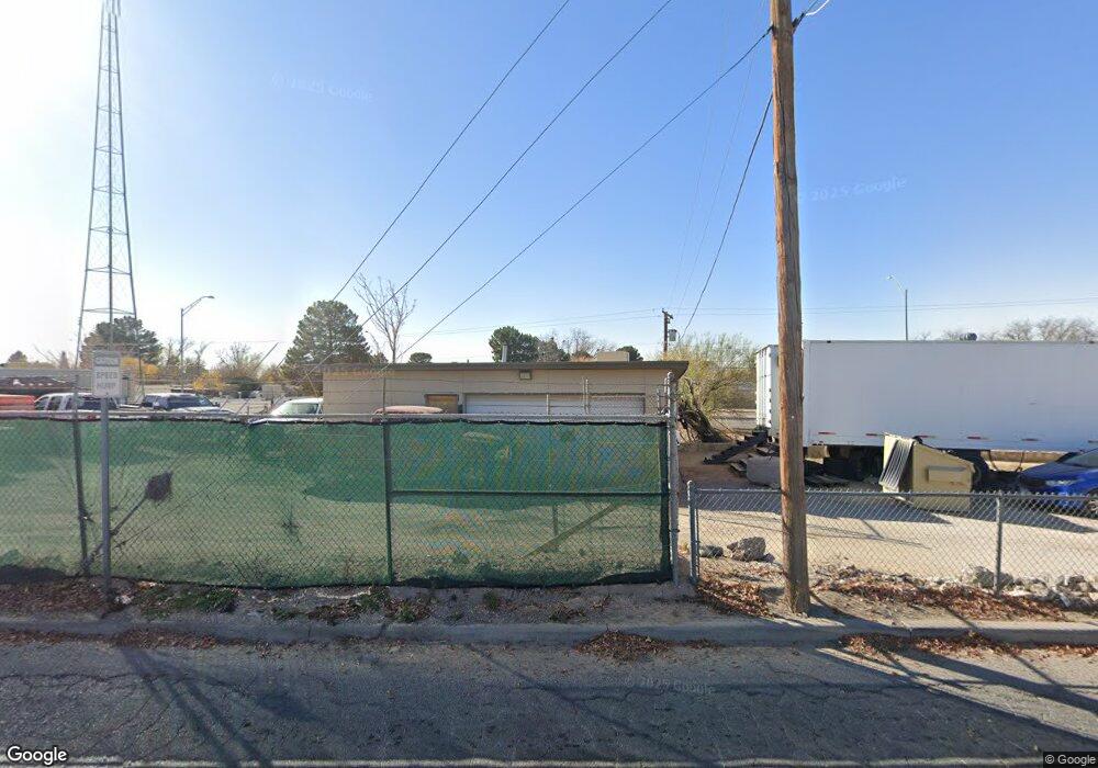 7349 N Loop Dr, El Paso, TX 79915 - photo 1