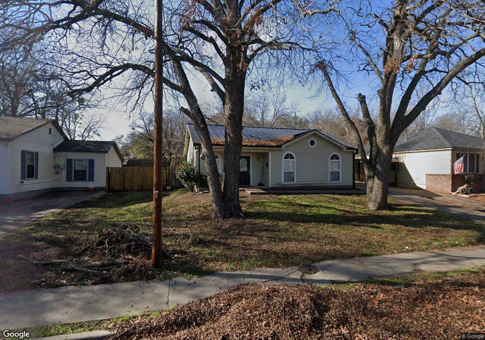 708 Jackson St, Weatherford, TX 76086 - photo 1