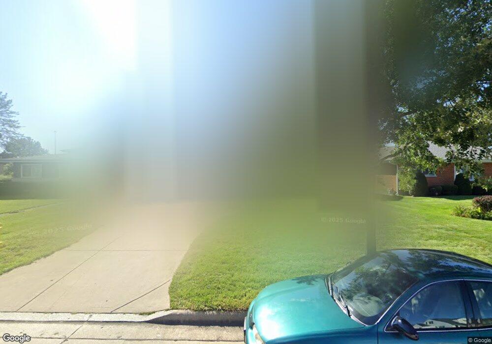 546 N Indiana St, Elmhurst, IL 60126 - photo 1