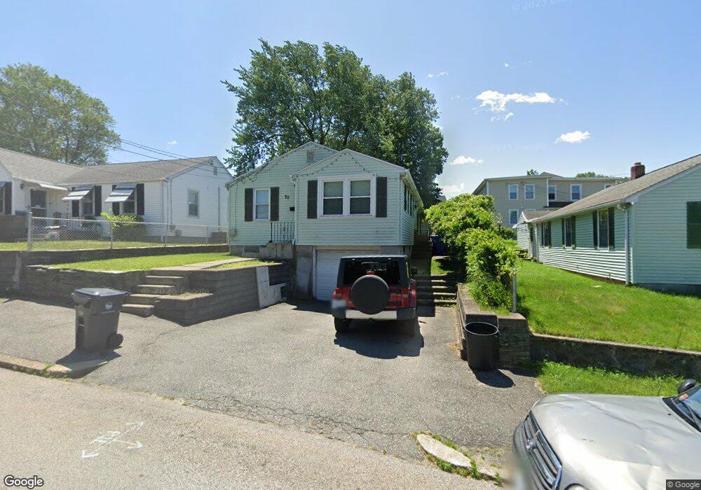 70 Urban Ave, Pawtucket, RI 02860 - photo 1