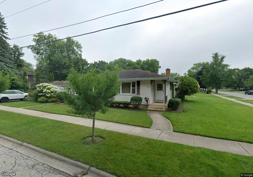 823 Longview Rd, Waukegan, IL 60087 - photo 1