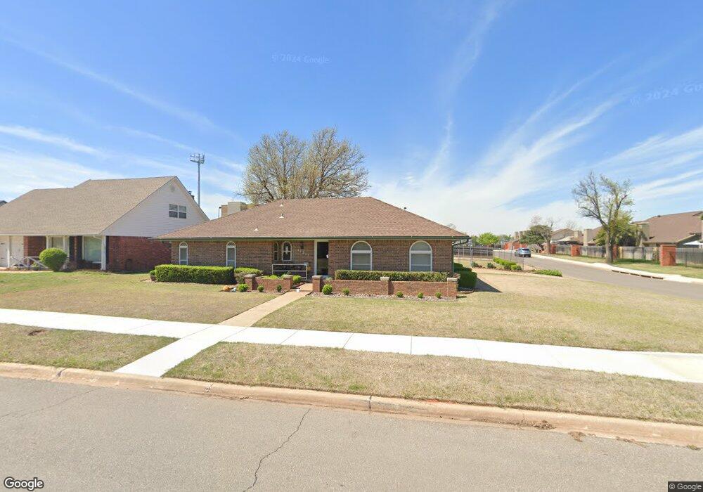 11213 N Miller Ave, Oklahoma City, OK 73120 - photo 1