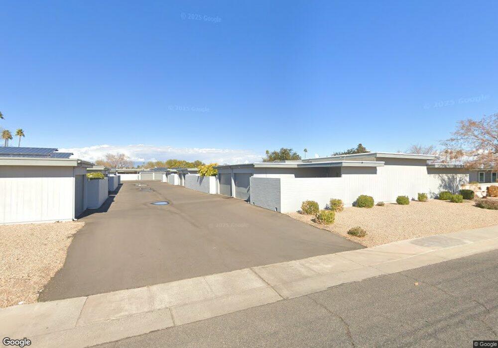 10570 W Palmeras Dr, Sun City, AZ 85373 - photo 1