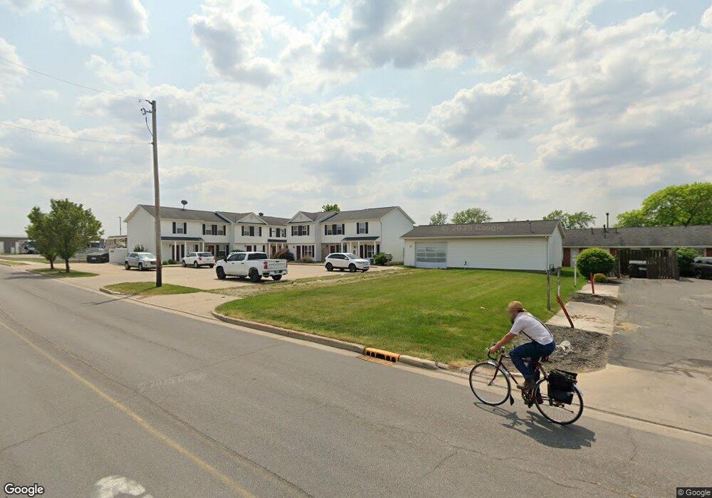 154 S Oakland Ave, Nappanee, IN 46550 - photo 1