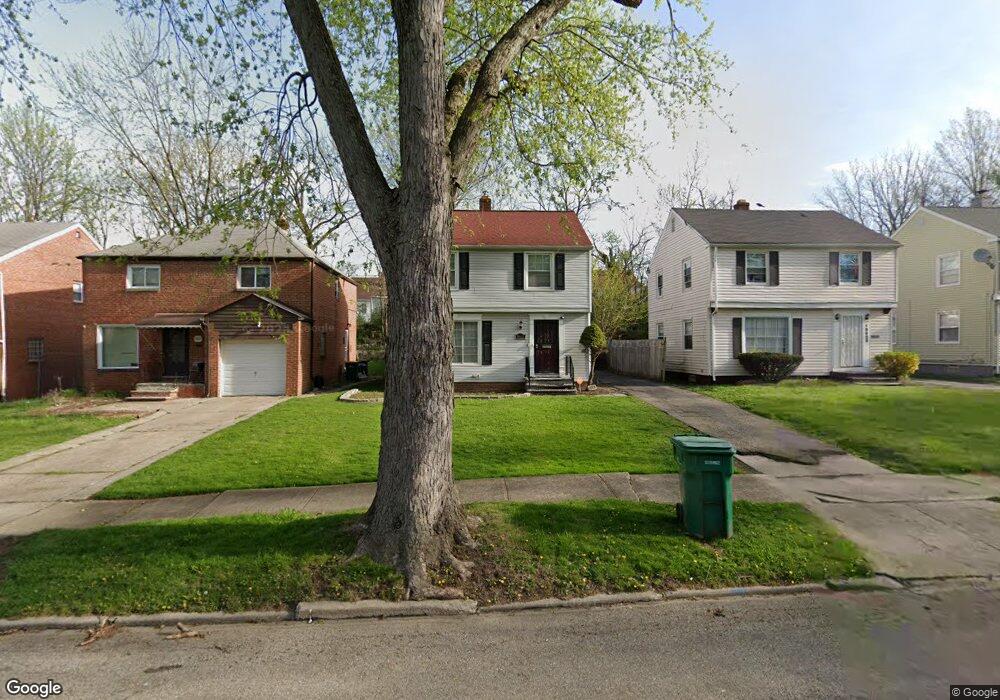 19601 Milan Dr, Maple Heights, OH 44137 - photo 1