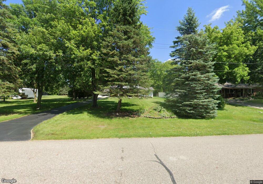 2472 Blarney Dr, Davison, MI 48423 - photo 1