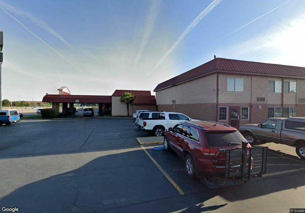 2250 Biddle Rd, Medford, OR 97504 - photo 1