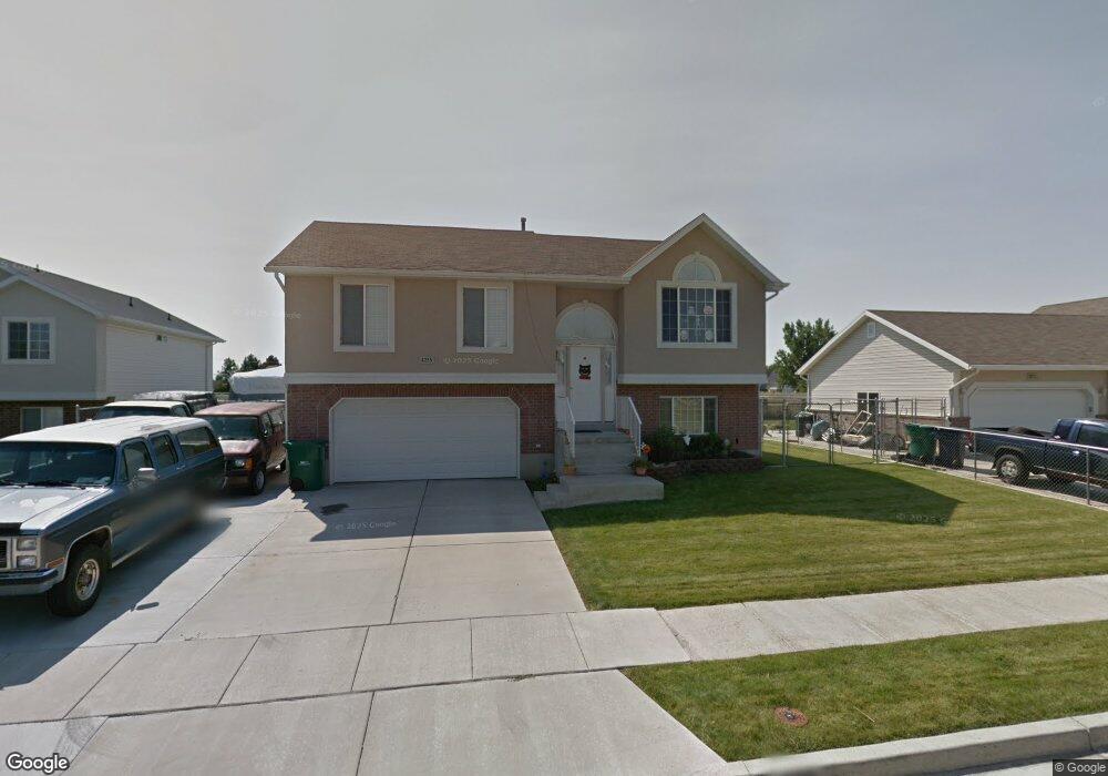 4255 W 4875 S, Roy, UT 84067 - photo 1