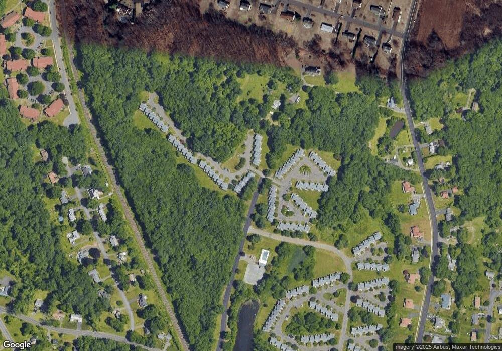 1 Tamarack Dr, Bloomfield, CT 06002 - photo 1