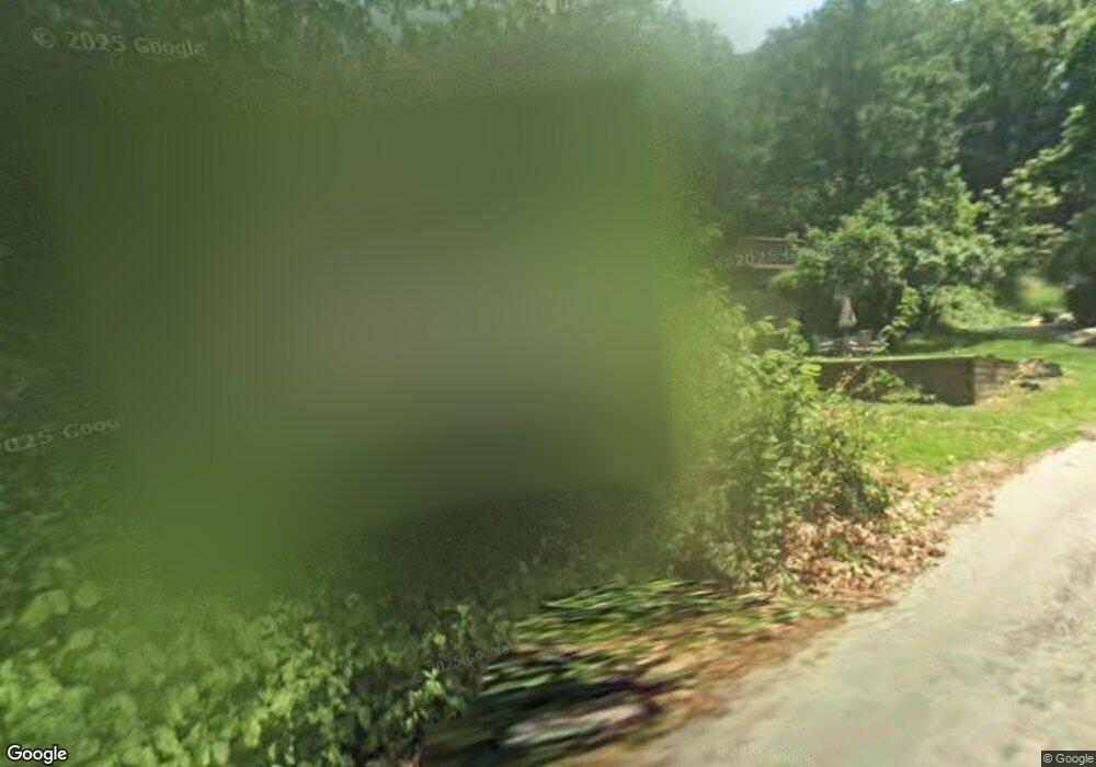 52 Hickory Ln, Emmaus, PA 18049 - photo 1