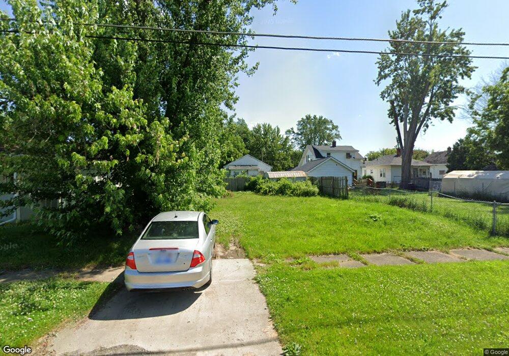 905 Neubert Ave, Flint, MI 48507 - photo 1