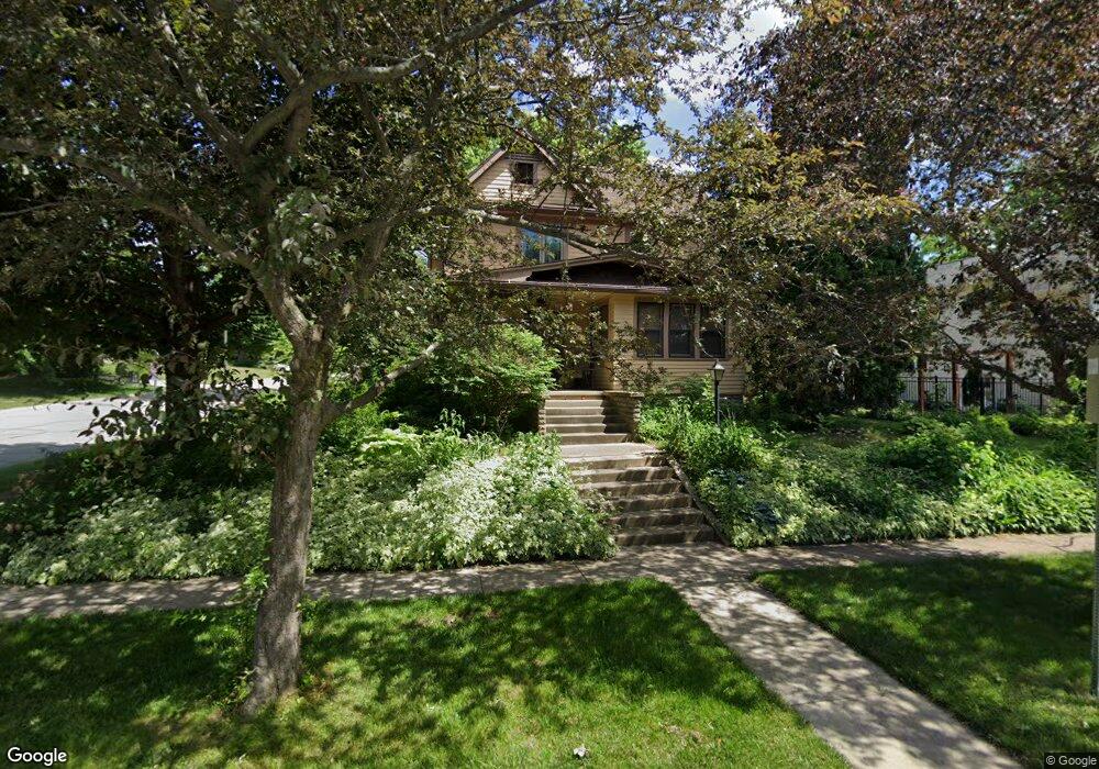 1115 W 19th St, Cedar Falls, IA 50613 - photo 1