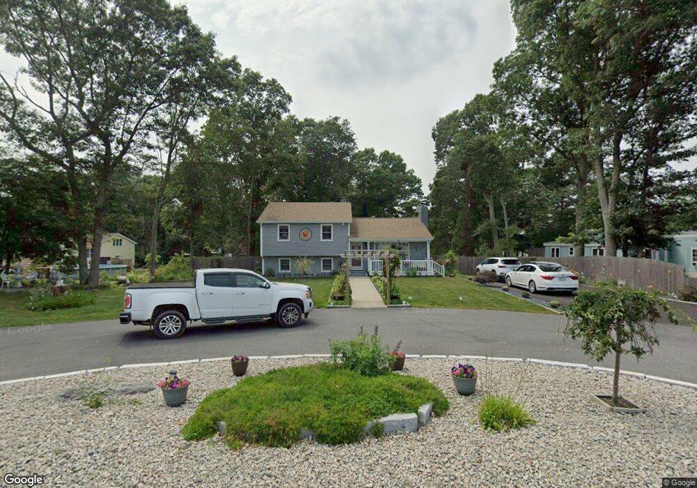 125 N Brayton Rd, Tiverton, RI 02878 - photo 1