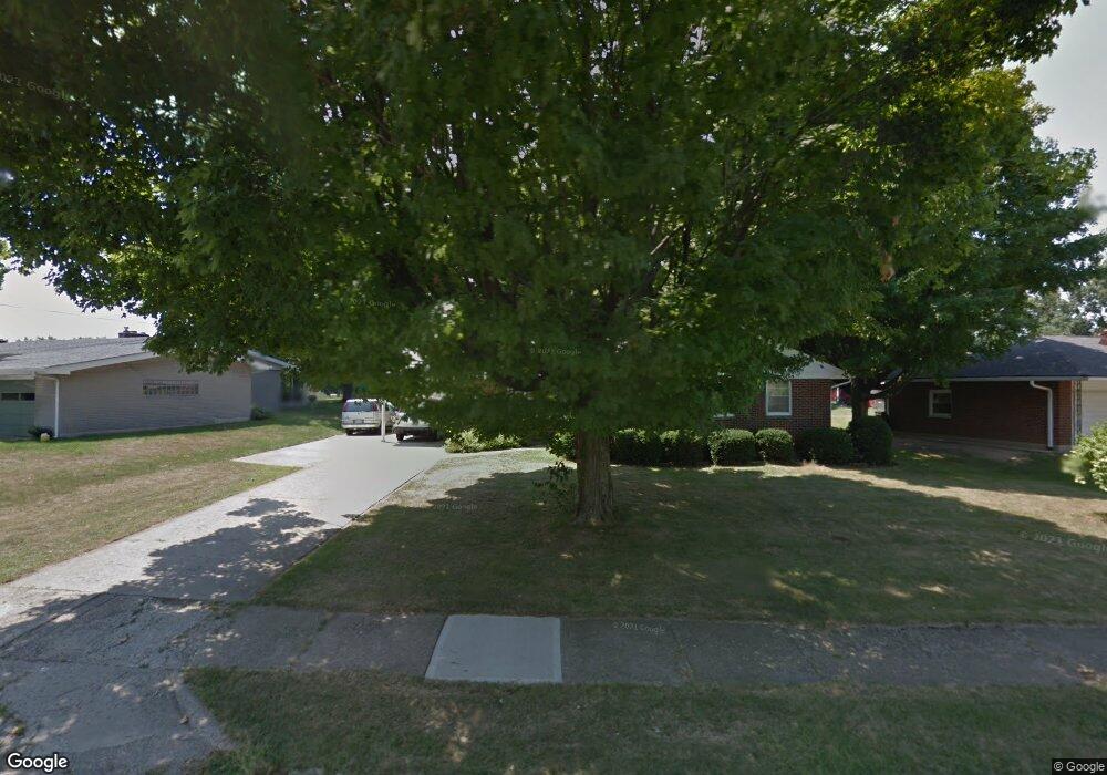 938 Sutton Dr, Xenia, OH 45385 - photo 1