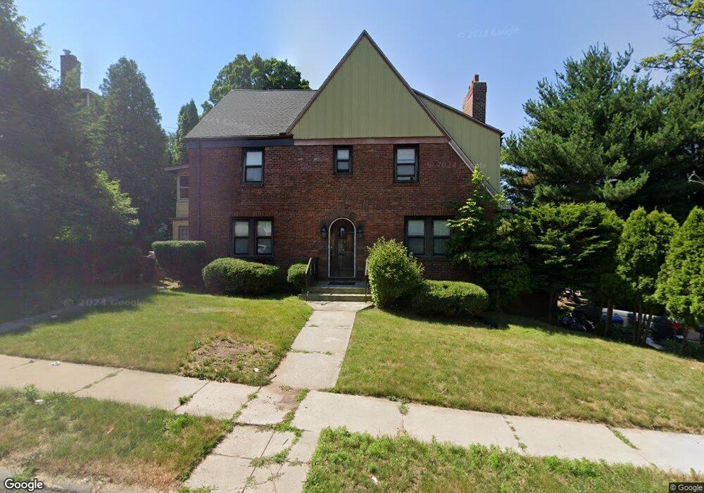 53 Thomaston St, Hartford, CT 06112 - photo 1