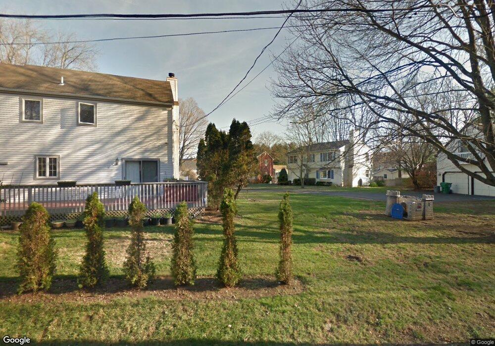 3 Heritage Ct, Westport, CT 06880 - photo 1