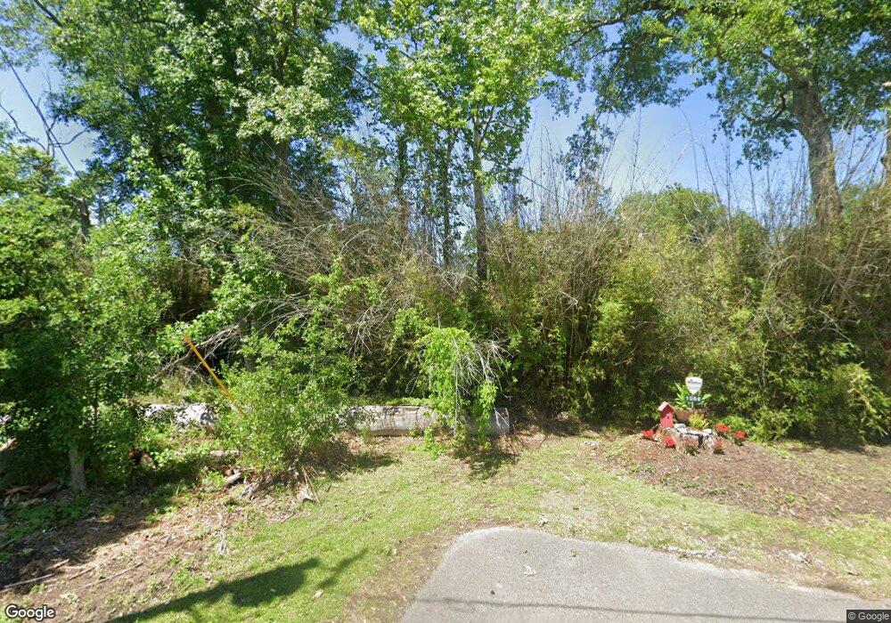 1228 Sutherland Rd, Lake Charles, LA 70611 - photo 1