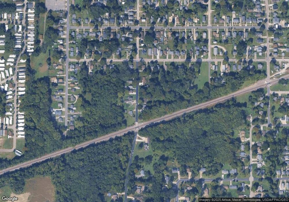 327 Chestnut St, Geneva, OH 44041 - photo 1